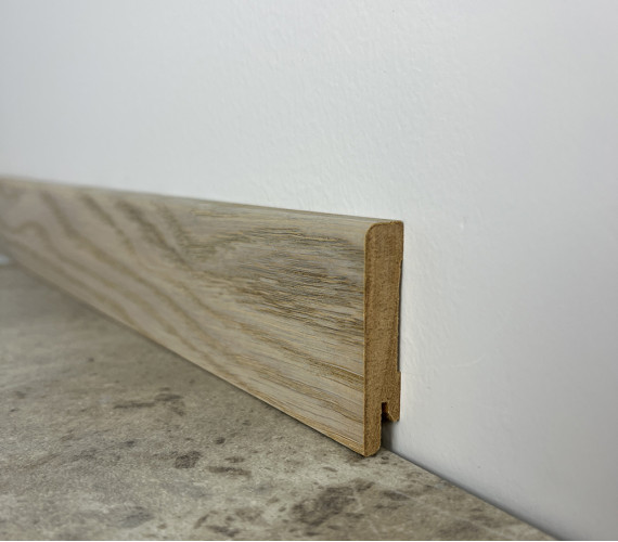 Плінтус МДФ шпонований Дуб срібний 60х12х2000 мм. MDF-D6004