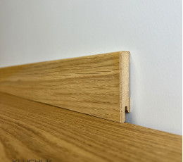 Плінтус МДФ шпонований Дуб натуральний MDF-D8009